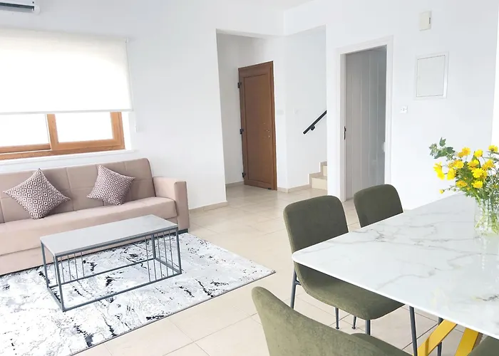 ヴィラ White Mountain Pool パ フォス